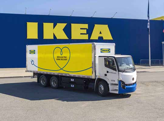 Ikea-Lion truck
