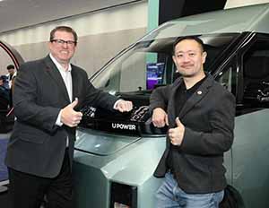 Johnny Cooper, Founder and CEO of LUMOS EV (left) & Paul Li, U POWER Founder and CEO