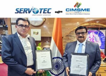 Raman Bhatia, MD, Servotech and Mukesh Mohan Gupta, President of CIMSME at the time of MoU signing Ceremony