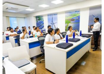 Mr. Praveen Kakulte, CEO of POWERCON Training CORE Academy Students