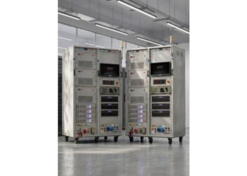 Exeliq's GridX-120 Grid Tied Inverter Test System