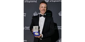 Dr Ian Cambell