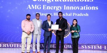 Sonu Sood, Sarika Bhatia with Channel Partner at Servotech Navaarambh 2026